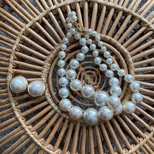 LES BERNARD Signed Vintage Chunky Faux Pearl Necklace & Clip Earrings